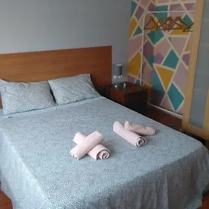 Kwatera prywatna Acogedora En Casa En Desayuno Incluido, Gavà